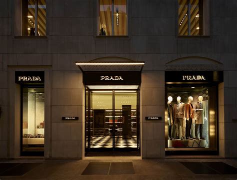 uomo milano montenapoleone prada flagship|Prada Montenapoleone Uomo Flagship Store Milano.